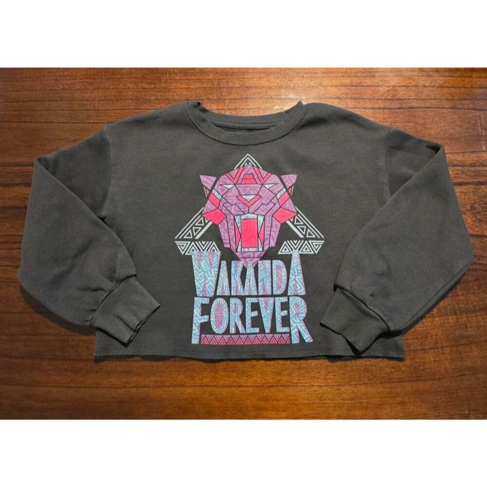 Marvel Black Panther Wakanda Forever Girls Cropped Sweatshirt Size S 6-6X